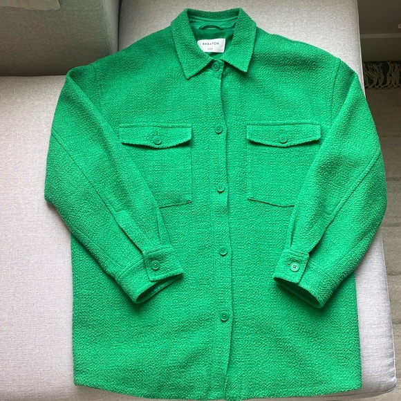 Aritzia - Babaton Joan Jacket in Green - Picture 1 of 8
